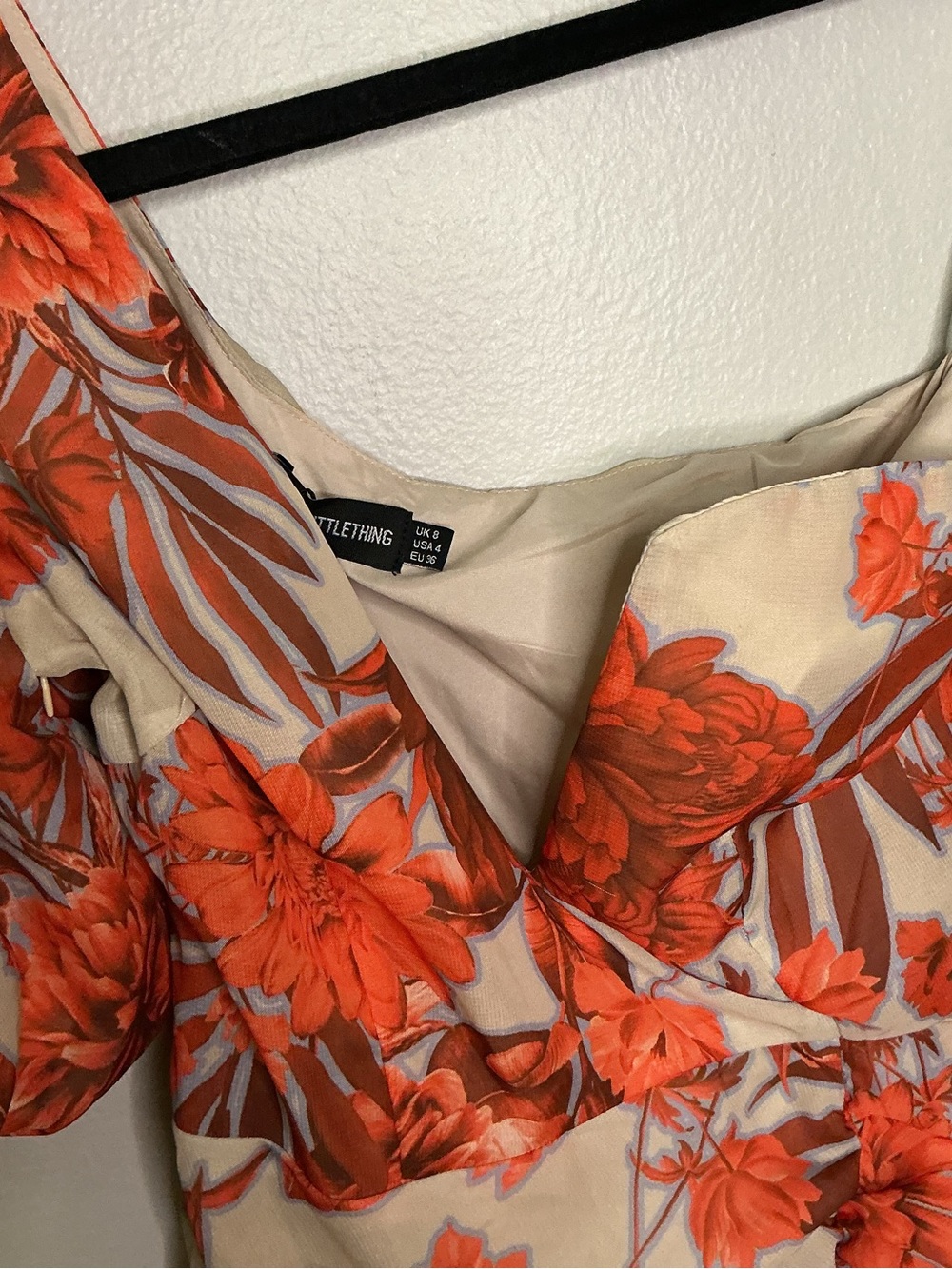 PrettyLittleThing Coral Floral One-Shoulder Ruched Maxi Dress NWT Size 4 - Picture 5 of 10